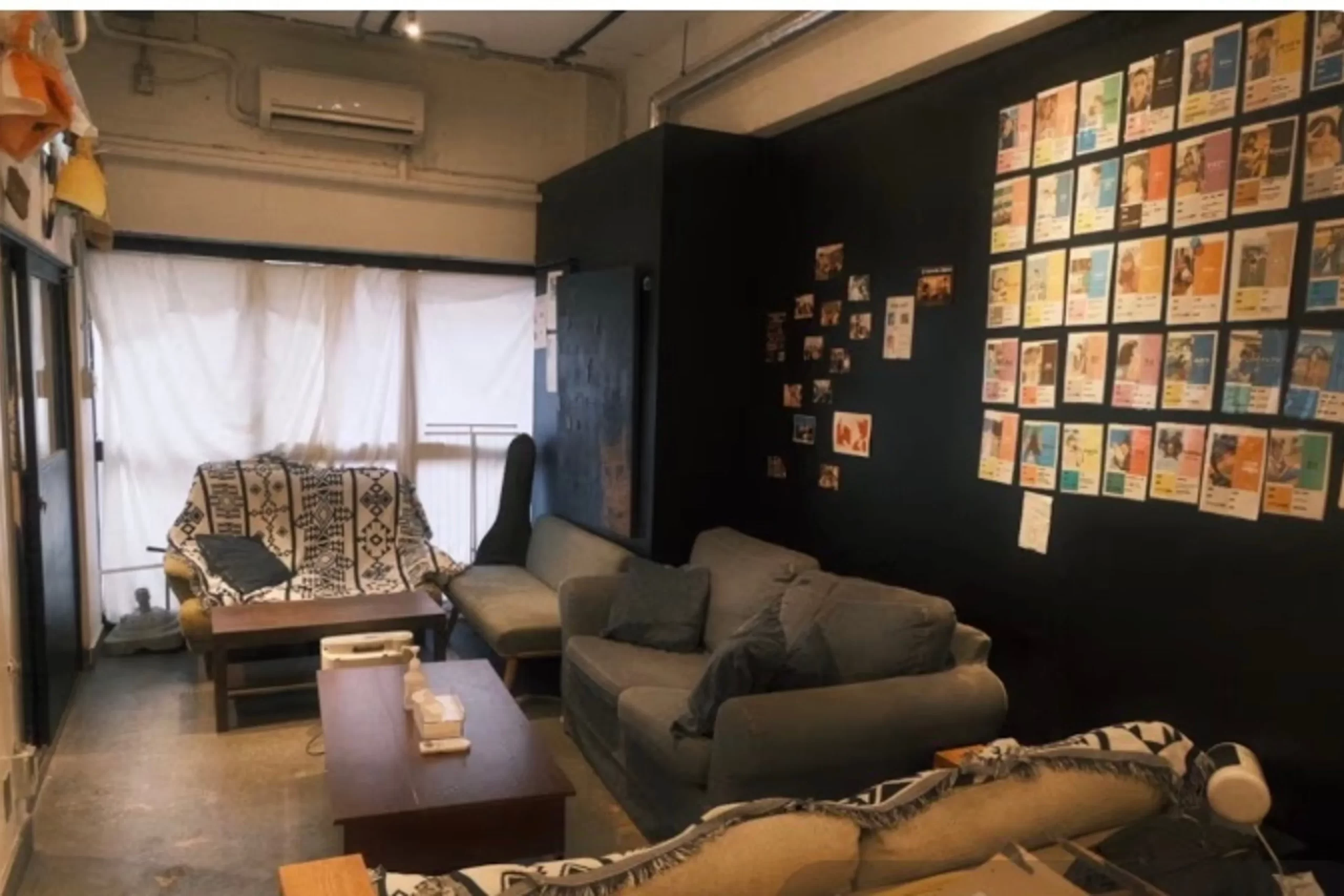 Hotel room with Single bed