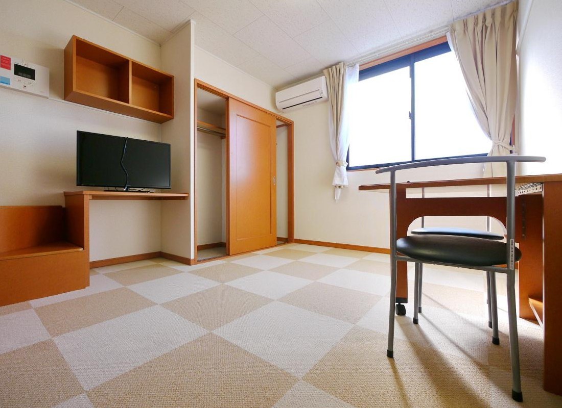 Furnished western-style room